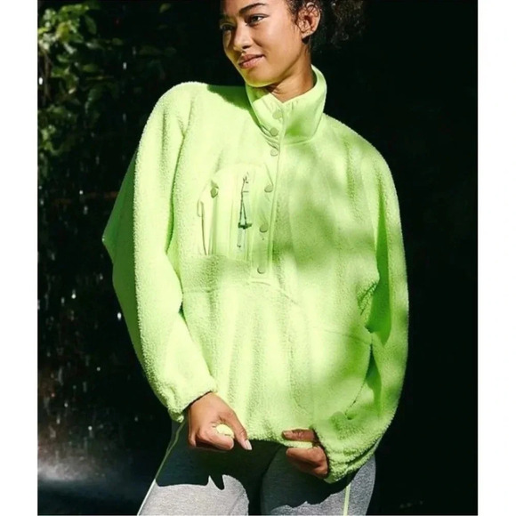 New Free People Hit The Slopes Fleece Jacket Bomber FP Movement Lime Green XS - Picture 3 of 9